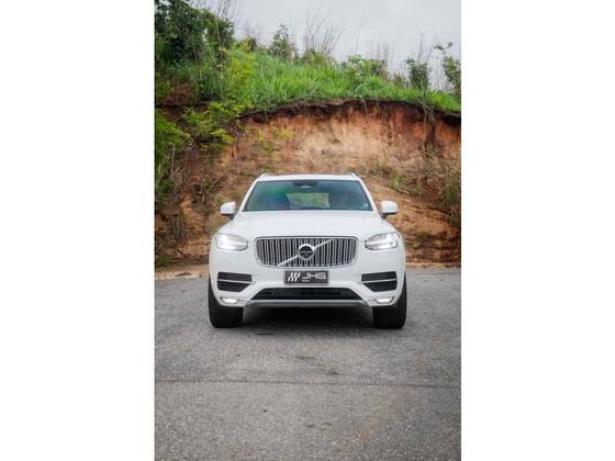 VOLVO XC90 2.0 D5 DIESEL INSCRIPTION AWD GEARTRONIC VOLVO XC90 2.0 D5 DIESEL INSCRIPTION AWD GEARTRONIC